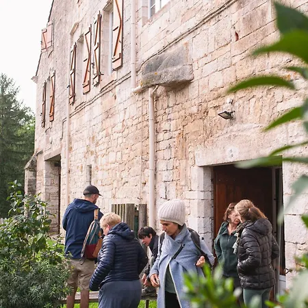 Nyaraló Le Clos Du Chevalier, Adults Only Le Bastit
