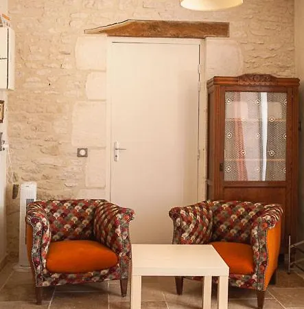 Le Clos Du Chevalier, Adults Only Nyaraló Le Bastit