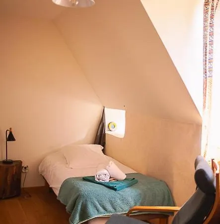 Le Clos Du Chevalier, Adults Only Le Bastit