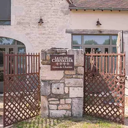 Le Clos Du Chevalier, Adults Only Le Bastit